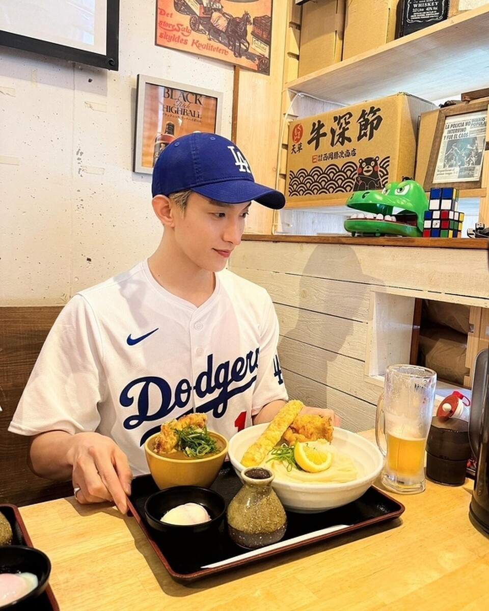 SEVENTEEN ドギョム ユニフォーム SEVENTEEN RIGHT HERE ドギョム