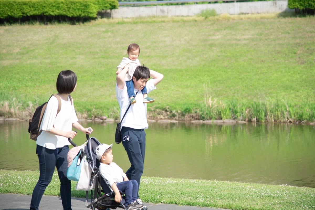 夫婦と子ども2人の世帯で「年収800万円」でも東京生活は苦しい? 実際の支出とのギャップって?