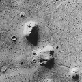 衛星やローバーが撮影した火星の驚愕の画像 人面岩や「スプーン」