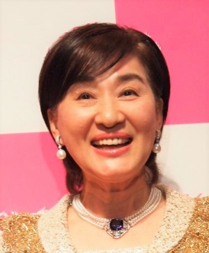 「グラビアの話が飛び込んでまいりました」と報告した松居一代。ブログに誤って公開した“裸体”画像騒動の余波が続いていた