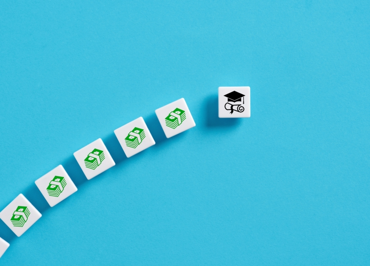 生活保護受給の子どもでも大学は可能?進学後の生活費と奨学金制度