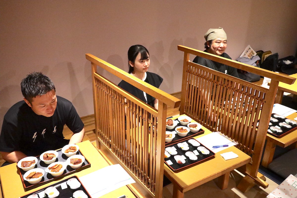 鰻のプロが「大手外食チェーン6社のうな丼」をジャッジ! 3位はすき家、2位はキッチンオリジン、今年の1位は…… - ライブドアニュース