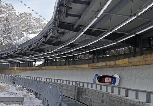 ボブスレー、連盟が選手に補償へ ミスで男子が五輪出場できず