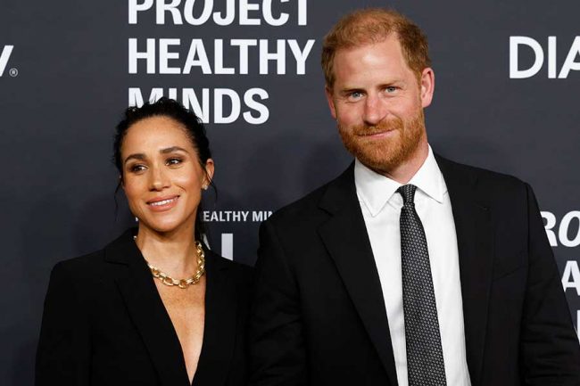 メーガン妃とヘンリー王子（右）【写真：UPI/アフロ】