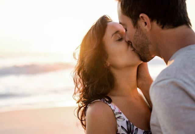  俺の気持ち、唇で伝われ…！男性が【好きな女性にするキス】とは 