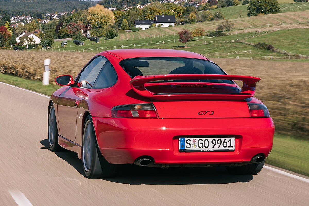 ꡼ǺǤ⥵åȤ˶ᤤ¸ ݥ륷911 GT3ľ?