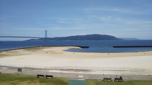 明石歩道橋事故年 犠牲の11人に手を合わせ 息子に会えたら やはり辛く 苦しい場所 下村誠治さん ライブドアニュース