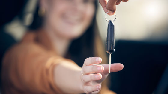 車の電子キーのセキュリティ 破られる可能性を専門家が指摘