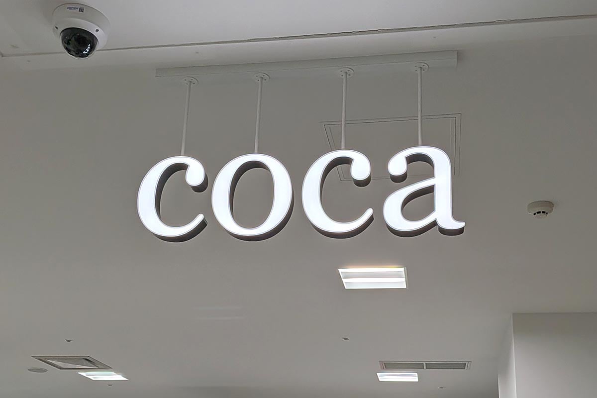 cocaの「ソフトスウェットフレアパーカー」が人気!(画像はイメージ)