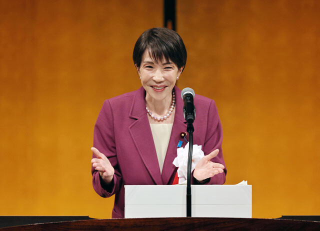 高市首相の必殺二分法とは、必ず自分が勝つ方の案と、もう一つの2案目を提示して、国民に信を問うというやり方(写真:時事)