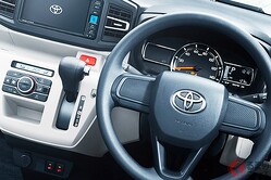  新車109万円！ トヨタ新型「“最安”セダン」発表に反響殺到！ 