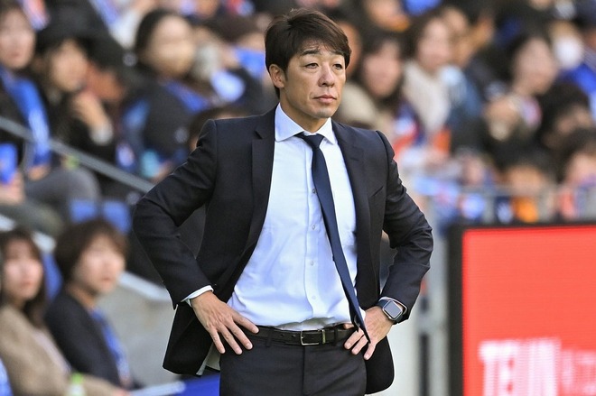 J２長崎が下平監督との契約解除を発表した。写真：金子拓弥（サッカーダイジェスト写真部）