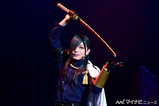 【新版】YOUPAPER 荒木宏文 刀剣男士特集2ページ（ストレート）#5685 にっかり青江(荒木宏文)、2年間にわたる『刀ミュ』単独公演最終