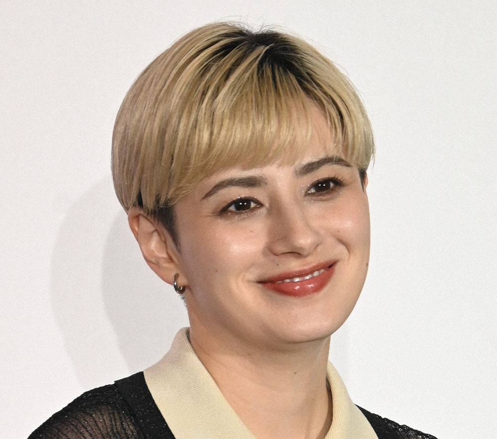 ホラン千秋がレイキャビク旅行を報告「世界でも特に治安が良いと…」