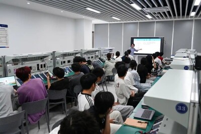 大学卒業者が職業学校に逆流している理由とは?―中国