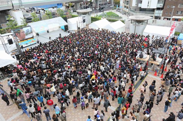 出張版吉本新喜劇に会場もニコ生も大盛り上がり 大阪なんばで開催されたニコニコ町会議レポート ライブドアニュース