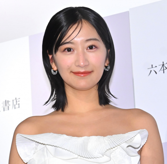 榎原依那「知らない間に彼氏が結婚していたことがある」エピソードが話題に