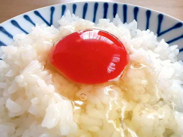 コクもうまみも濃厚 1玉300円超の高級卵、お取り寄せしてみた