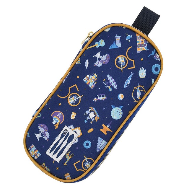 華やかアニバーサリーコスチュームで登場 ディズニーストア ウォルト ディズニー ワールド リゾート 50周年記念グッズ ライブドアニュース