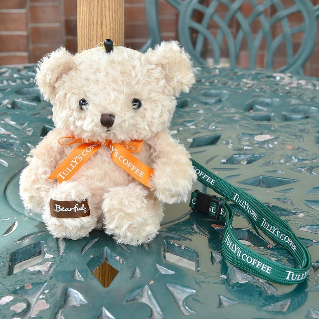 ぬい撮り”にもぴったりなくまのぬいぐるみ！タリーズコーヒー