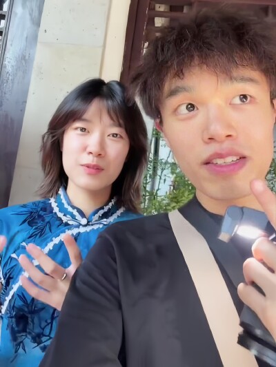 Íî¤È¤·¤¿¥¹¥Þ¥Û¡¢Ìá¤Ã¤Æ¤¤¿¤éư²è¤¬Áý¤¨¤Æ¤¤¤¿