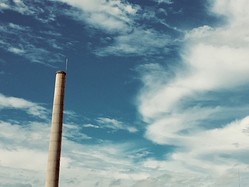 実在する怖い話 火葬場の煙突の中に無数にあるものとは ライブドアニュース