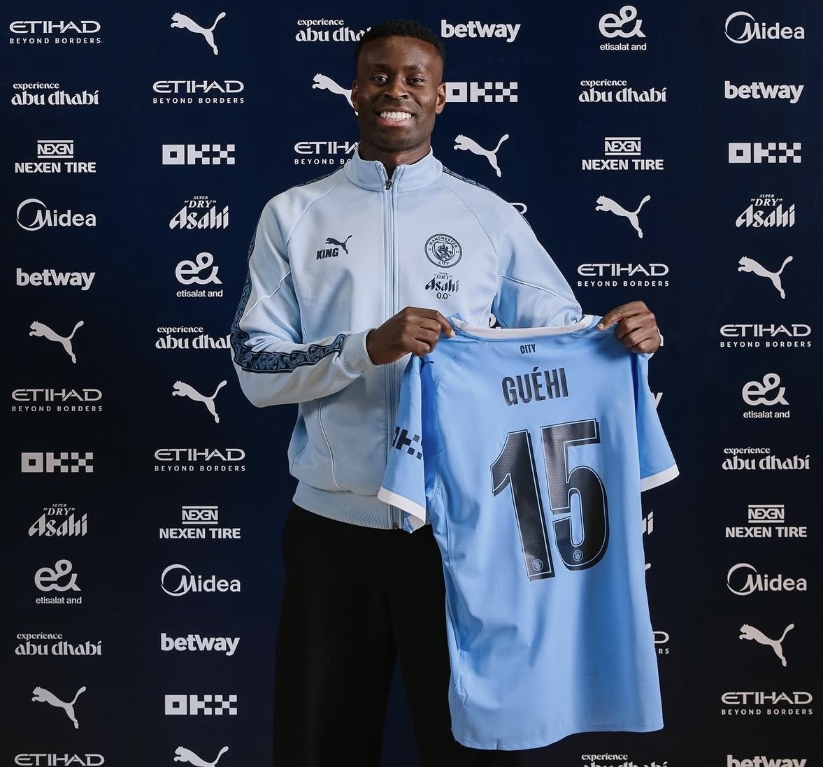 ストーンズを「兄貴分」と慕うグエイがシティに加入 週給30万ポンド報道に注目が集まるも……。英紙は“それよりも低い”と指摘 - ライブドアニュース