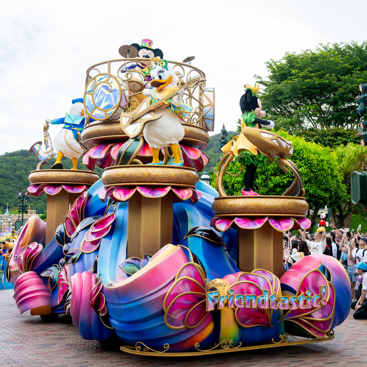 香港ディズニーランド20周年 フィギュア ベイマックス モンスターズ