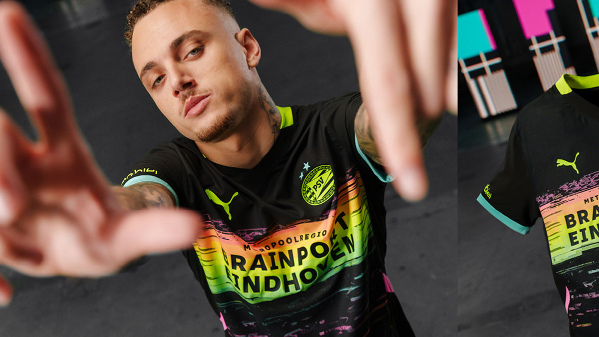 オランダ王者PSV、2024-25新ユニフォームを発表！テレビでよく見る