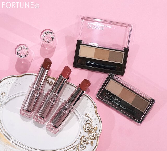 セザンヌ25年冬コスメ｜進化した『ラスティンググロスリップN』＆新作