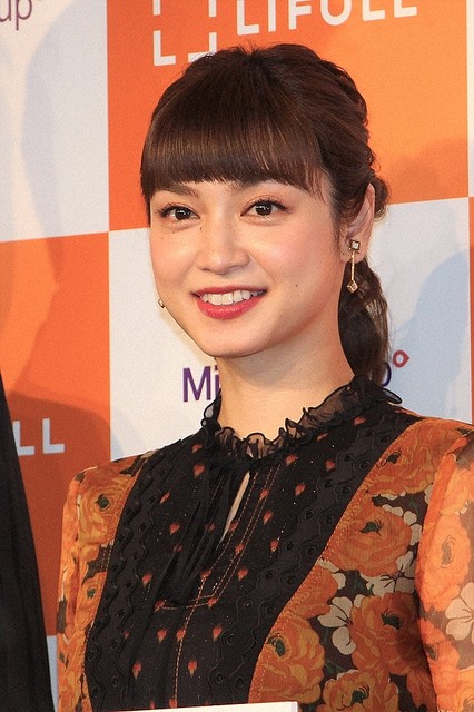 平愛梨の寝起きすっぴんにファンが騒然 かわいすぎる ライブドアニュース
