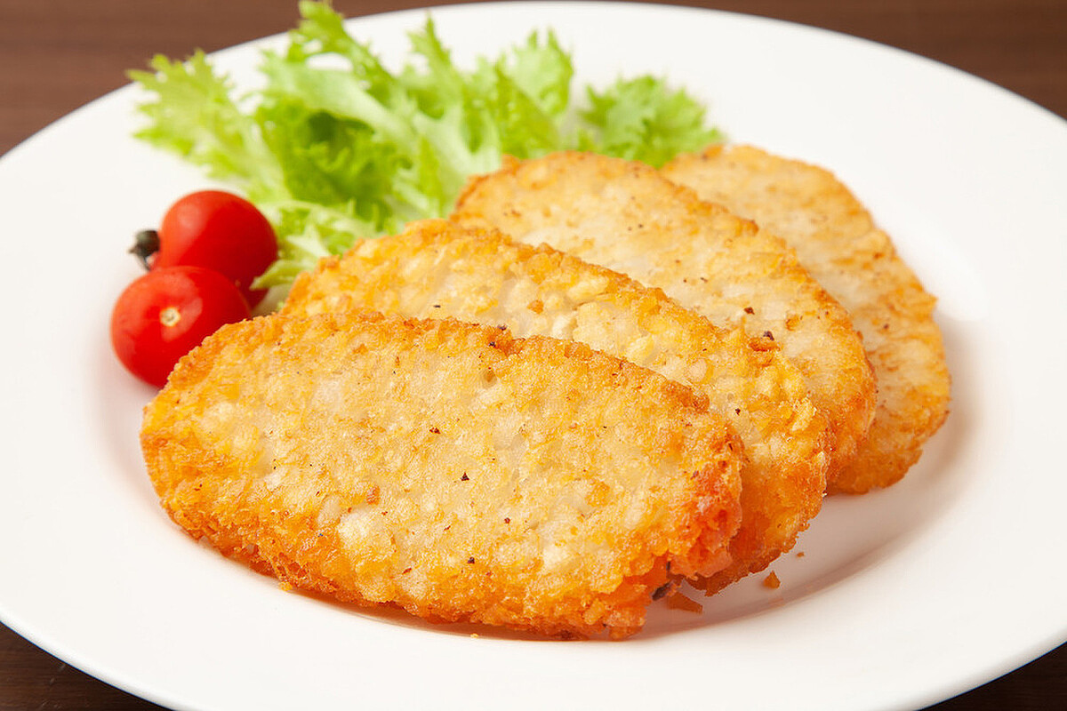 意外と簡単?じゃがいもをカットして揚げ焼きにするだけ