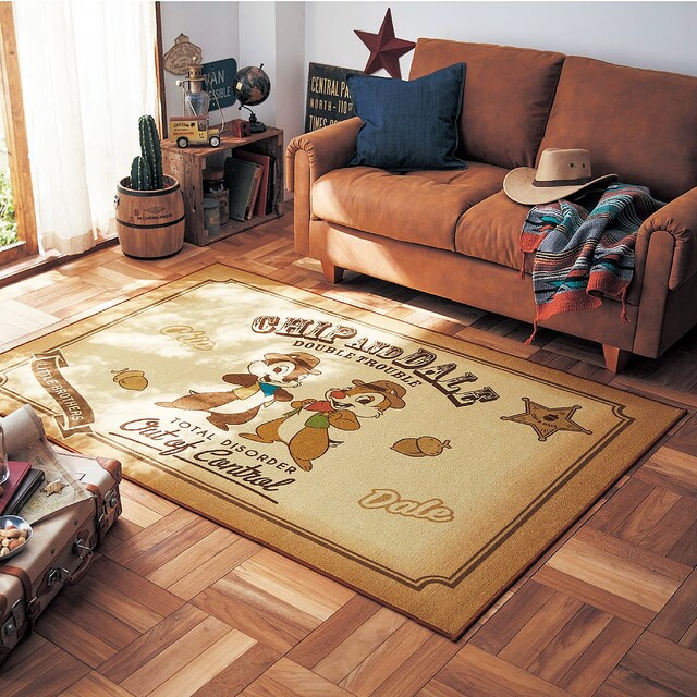 お揃いのポーズがかわいいチップとデール ベルメゾン ディズニー ヴィンテージ風プリントラグ ライブドアニュース