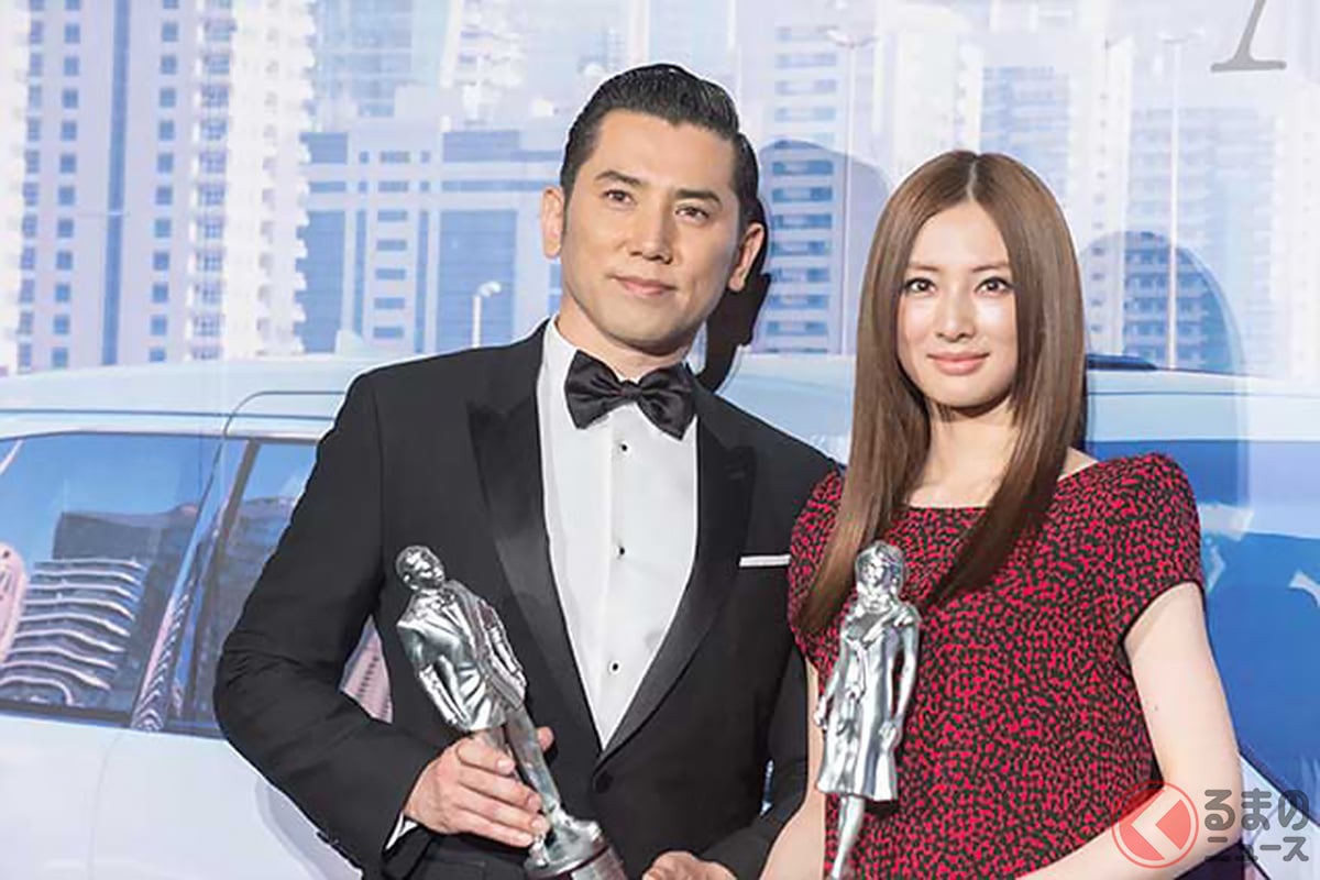  「北川景子」が運転した「高級ミニバン」って？［画像は2015年「TOYOTOWN presents ALPHARD Film Awards」（トヨタ「アルファード」新型車発表イベント）の模様／Photo：トヨタ自動車］ 