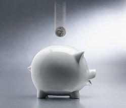  貯金200万円の壁を超えられない人が、生活の満足度はキープしながら無理なく200万円の貯金を達成する方法とは？ 家計管理や小銭貯金の仕方など押さえておきたい、3つのポイントをまとめました。 