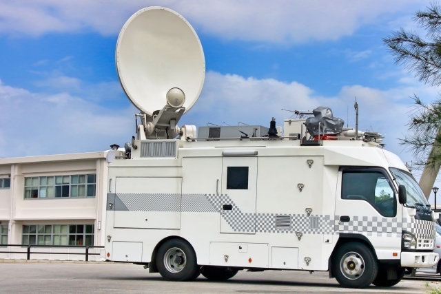 ��ॢ�ʤ���롢̾�Ų���Ω�Ƥ���������Ѥ�����΢