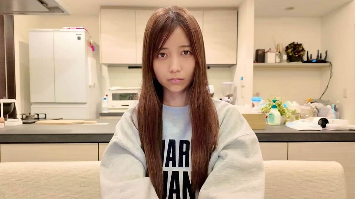 人気YouTuber・ゆんさん。声が出なくなったことを説明した(ゆんさんのXから)