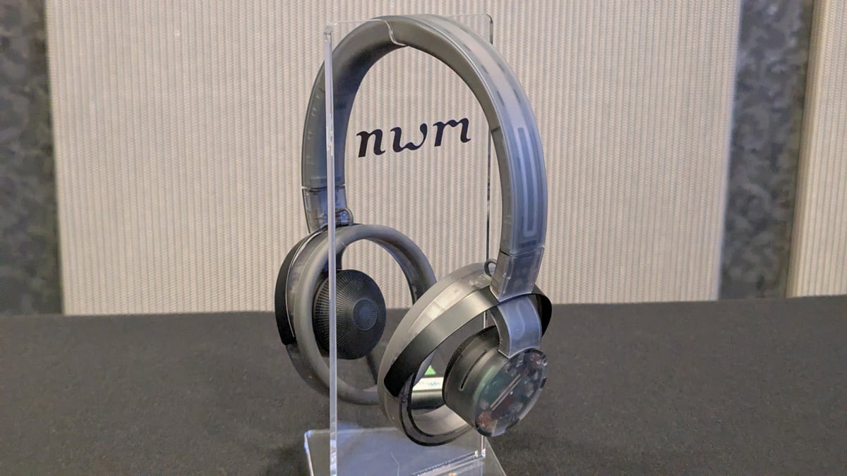 耳をふさがないオープンイヤー型ヘッドホン「nwm ONE」に新色