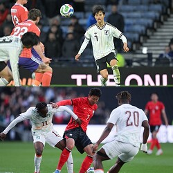 ���ܡʾ�ˤϥ����åȥ��ɤˣ��ݣ��Ǿ������ڹ�ʲ��ˤϥ����ȥ��ܥ��ˣ��ݣ����Ԥ줿���̿����������ʥ��å��������������ȼ̿������������ɡˡ�Getty Images