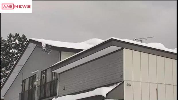 秋田県で70代夫婦が死亡 屋根の上で雪に埋もれた状態で発見