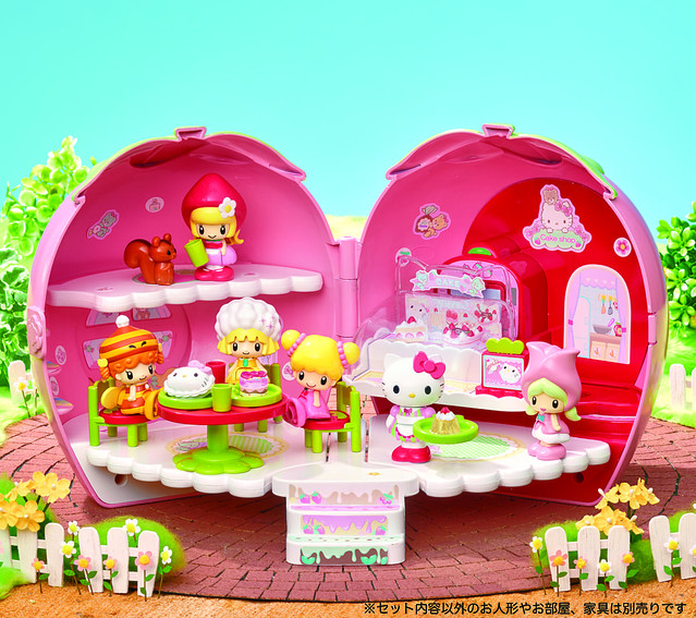 激レア☆ハローキティのケーキショップ☆ケーキクッション・イチゴ☆2001 激レア☆ハローキティのケーキショップ☆ケーキクッション