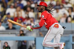 レッズのエリー・デラクルーズ（C）Getty Images