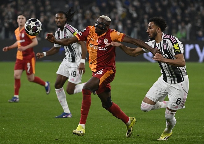 �������CL16������˹׸����������᡼�󡣤��Ĥ��桼�٤ǥץ졼�������褦������C��Getty Images