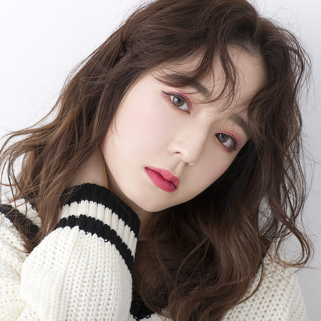 ぜんぶ 韓国スタイルが気分 フェミニン がキーワードのゆるカワコーデヘアメイク Shima青木さん発 おしゃれ韓国ガールへの道 Vol 4 Peachy ライブドアニュース