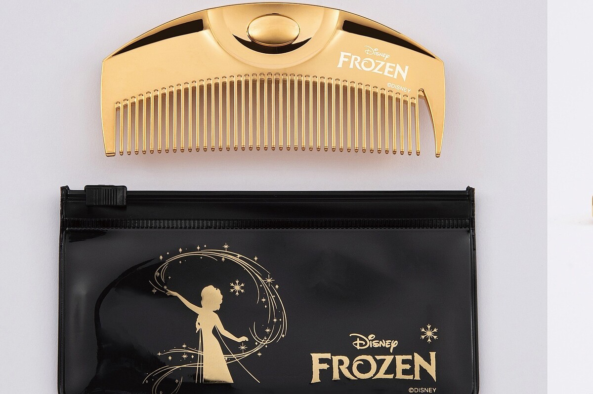 24時間以内発送‼️ラブクロムアナ雪エルサ ディズニー限定 K24GPツキ