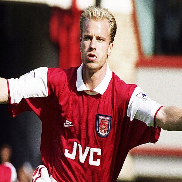 デニス・ベルカンプの超絶トラップに全員が酔いしれた アーセナル時代