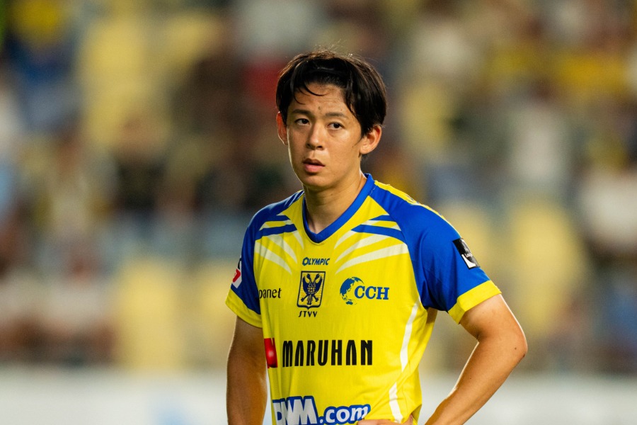 シント＝トロイデンの山本理仁【写真：(C) STVV】