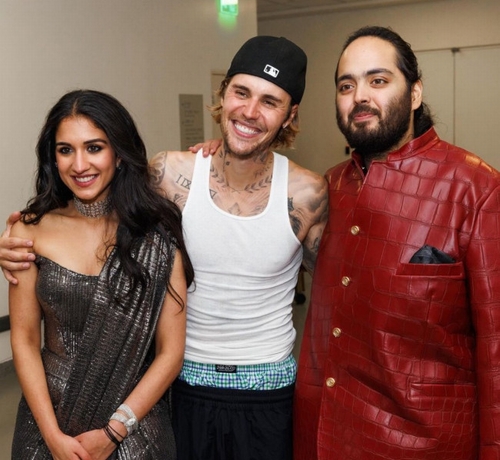 ジャスティン・ビーバー、インドの大富豪の前で歌い約16億円を手に