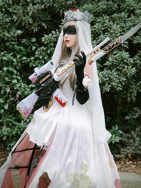 ざわちん 荒野行動 コスプレ披露 完成度本当高い カッコいい と絶賛の声 ライブドアニュース