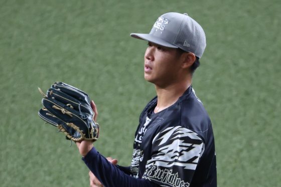 オリックス・山下舜平大【写真：栗木一考】